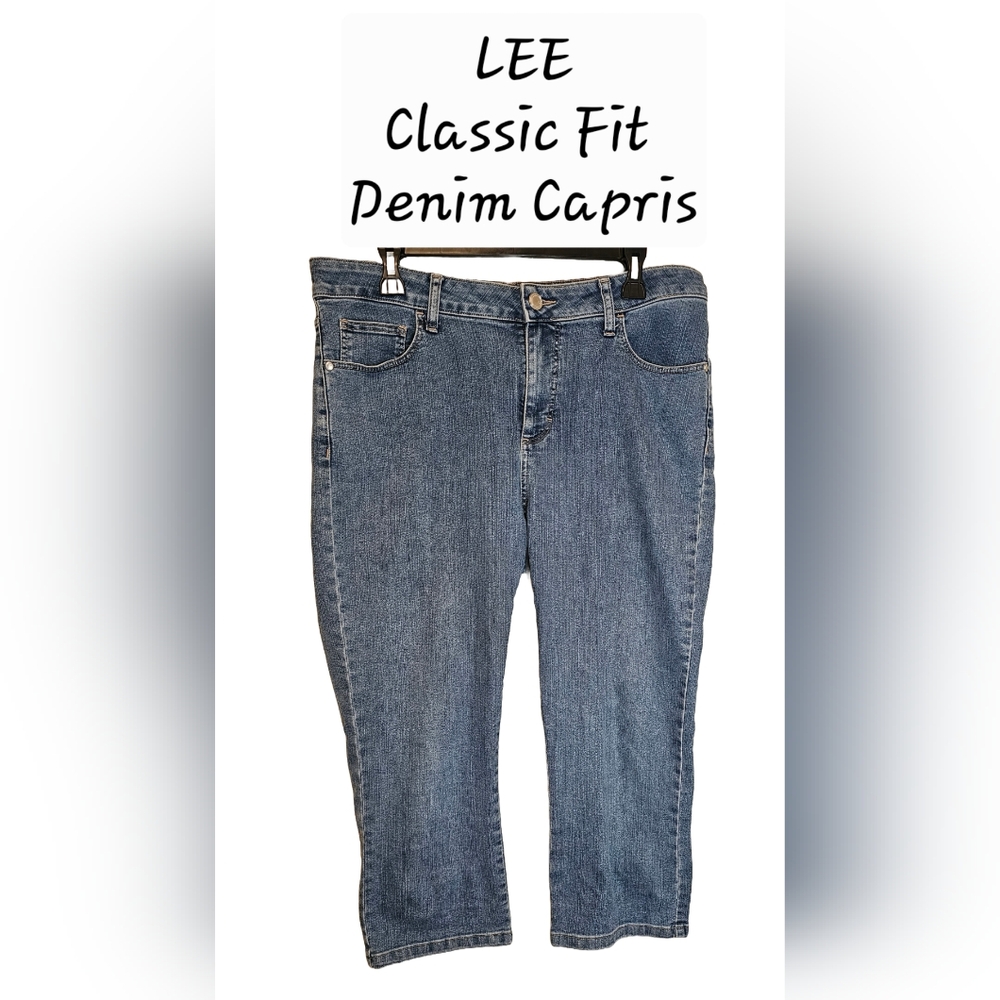 [LEE Classic Fit]  Soft & Stretchy Denim Cotton Blend Capris Women's Size 12